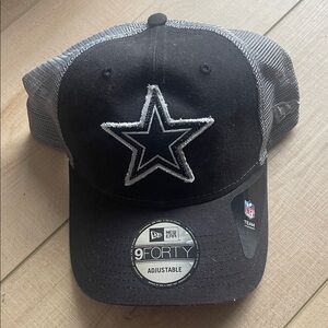 New Era Black and Gray Cowboys Star Logo Cap NWT